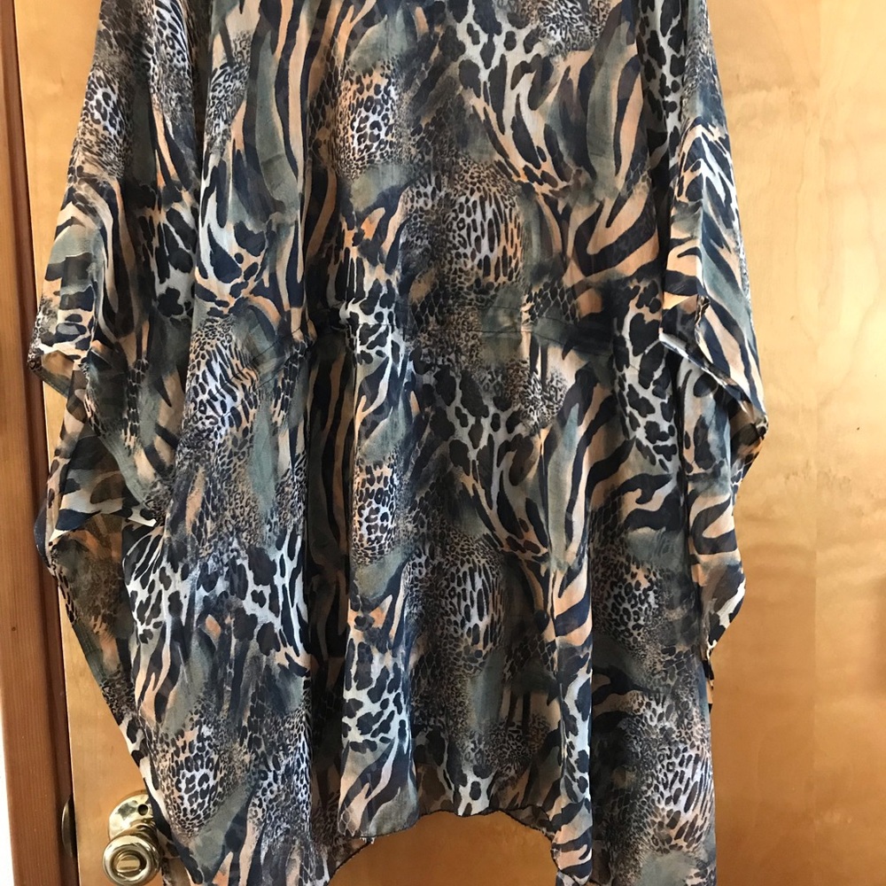 Animal Print Sheer Kimono Top - Neutral Tones - Picture 5 of 5